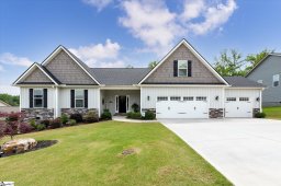 5 Alice Kelley Court