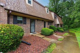 812 Reid School Road