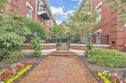 400 E Washington Street