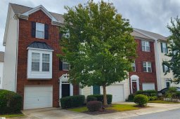 207 Summerston Place