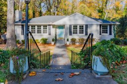 207 Bradley Boulevard