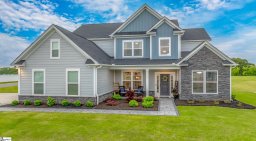 104 Spring Garden Way