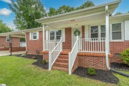 436 Meadowbrook Avenue