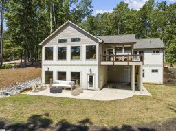 102 N Wynward Pointe Drive