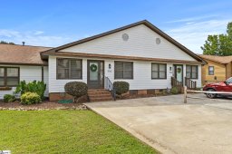 106 C Sunningdale Court