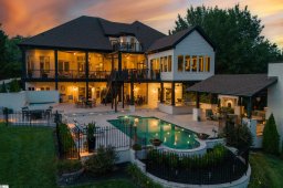 316 Stonebrook Farm Way