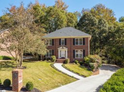 407 Hunting Hill Circle