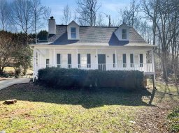 1004 Still Hollow Alley