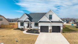 1017 Linden Ridge Road