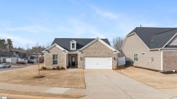 524 Clairbrook Court
