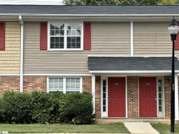 204 Emerald Park Court