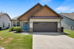 313 Hampton Farms Trail