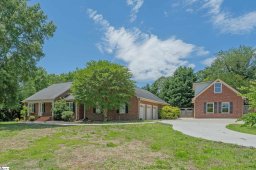 322 N Rutherford Road