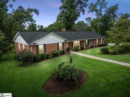 105 Bridgewood Avenue