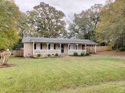 1138 Springdale Circle