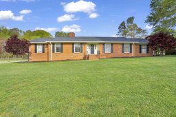 261 Lake Forest Drive