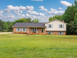 155 Chestnut Lake Dr