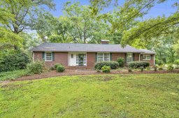 226 Arrowhead Circle