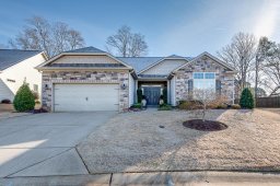 445 Evening Mist Court