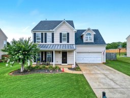 146 Castleton Circle