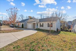 1352 Shoresbrook Road