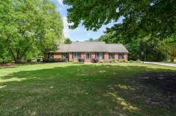 1215 Shadowood Drive