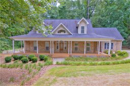 704 Island Pine Drive