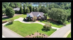 224 Winding Oaks Drive