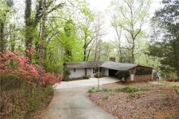 492 Pin Du Lac Drive