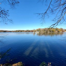 1907 Broadway Lake Road