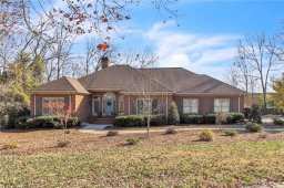 1002 Thornehill Drive