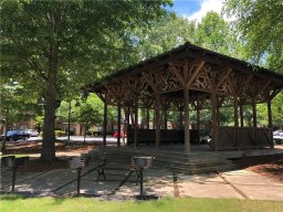 833 Old Greenville Highway