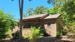 609 Keowee Bay Circle