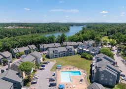 2109 Northlake Drive