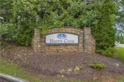 531 Harts Cove Way