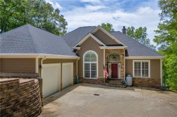 117 W Waters Edge Lane