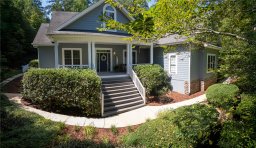 704 Pine Creek Court