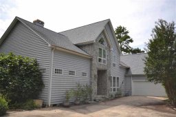 125 Lake Breeze Lane