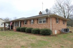 404 Andrew Pickens Drive