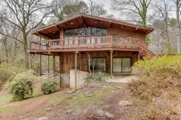 130 Keowee Club Road