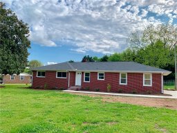 2700 Ranchwood Drive