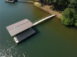 352 E Lakeshore Drive