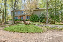 400 Bella Vista Drive