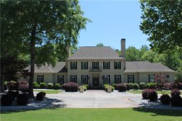 1102 Thornehill Drive