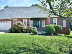 107 Glen Arbor Court