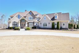 520 Sixteenth Circle