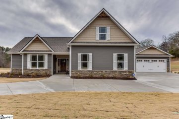 15 Smith Tractor Road