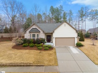 25 Trailwood Drive