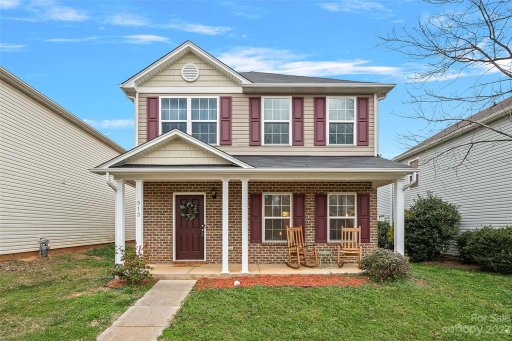 913 Skywatch Lane