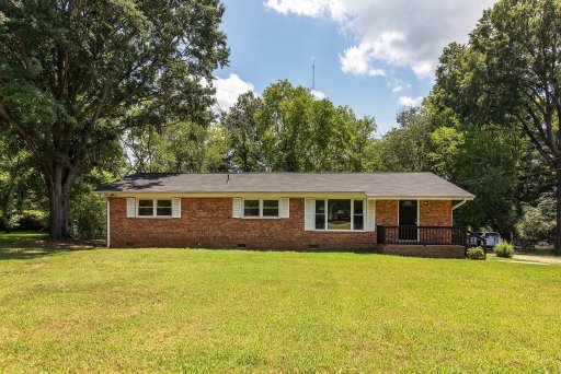 1121 Rembrandt Drive